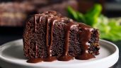 Postres en microondas: Prepara un rico pastel de chocolate con esta práctica receta