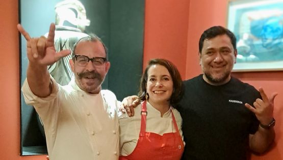 Los chefs Solange Muris, Benito Molina y Mario Espinosa, comparten la cocina
