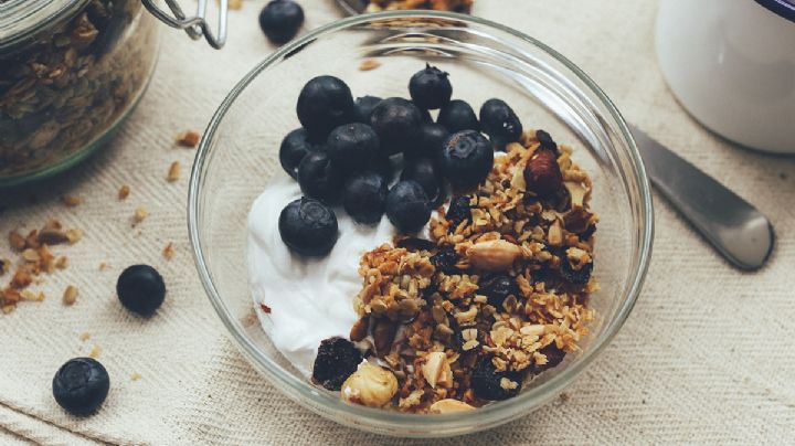 Ideas para el desayuno: Prepara esta saludable opción de granola con mantequilla de maní