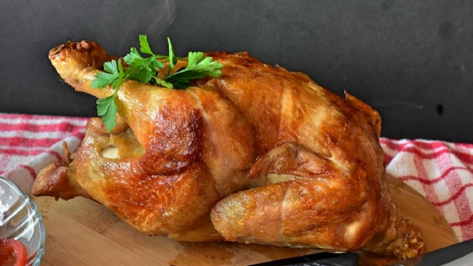 Pollo adobado para la cena de navidad, una opción para disfrutar en esos días