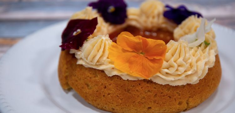 Un postre suculento: Te compartimos una creativa y rica RECETA de pastel con crema de cacahuate
