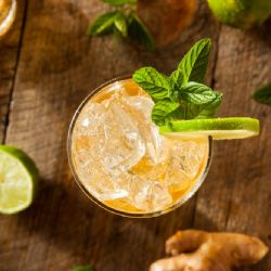 Té helado de jengibre y limón, una combinación refrescante y ligera que te va a encantar