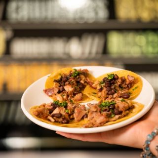 De Pekín a México, el sabor de auténticos tacos de pato