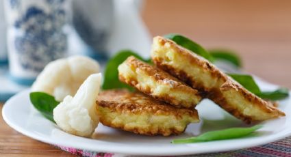 Tortitas de coliflor con jamón sin harina: Disfruta de una cena económica, ligera y muy sencilla de preparar con esta receta