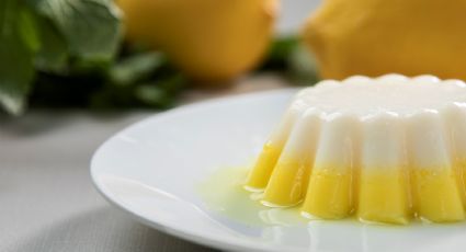 Receta de la clásica gelatina de limón con leche para disfrutar en las tardes calurosas