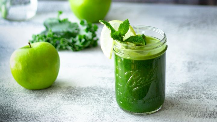 Jugo energizante de manzana verde: Prepáralo para el calor con esta receta