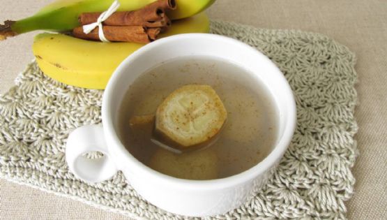 ¿Qué beneficios tiene el té de cáscaras de banana? Conoce sus propiedades y receta para prepararlo